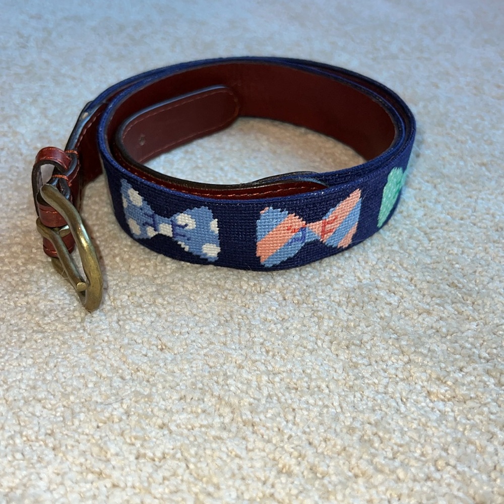 Smathers & Branson hand-stitched needlepoint belt. Size 34